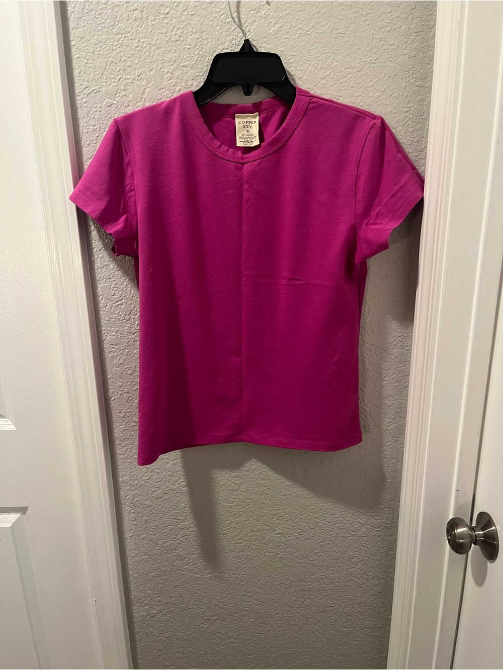 Copper Key Short Sleeve Crewneck Tee - Fuchsia Pink